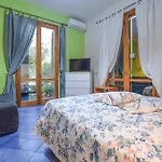 Apartment Stunning In With Wifi Viareggio