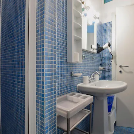 Stunning In With Wifi Apartamento Viareggio